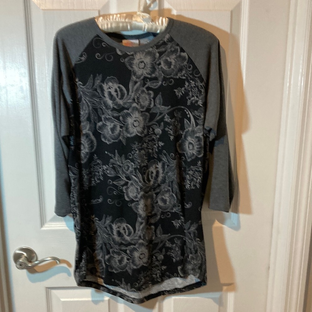 LulaRoe Shirt